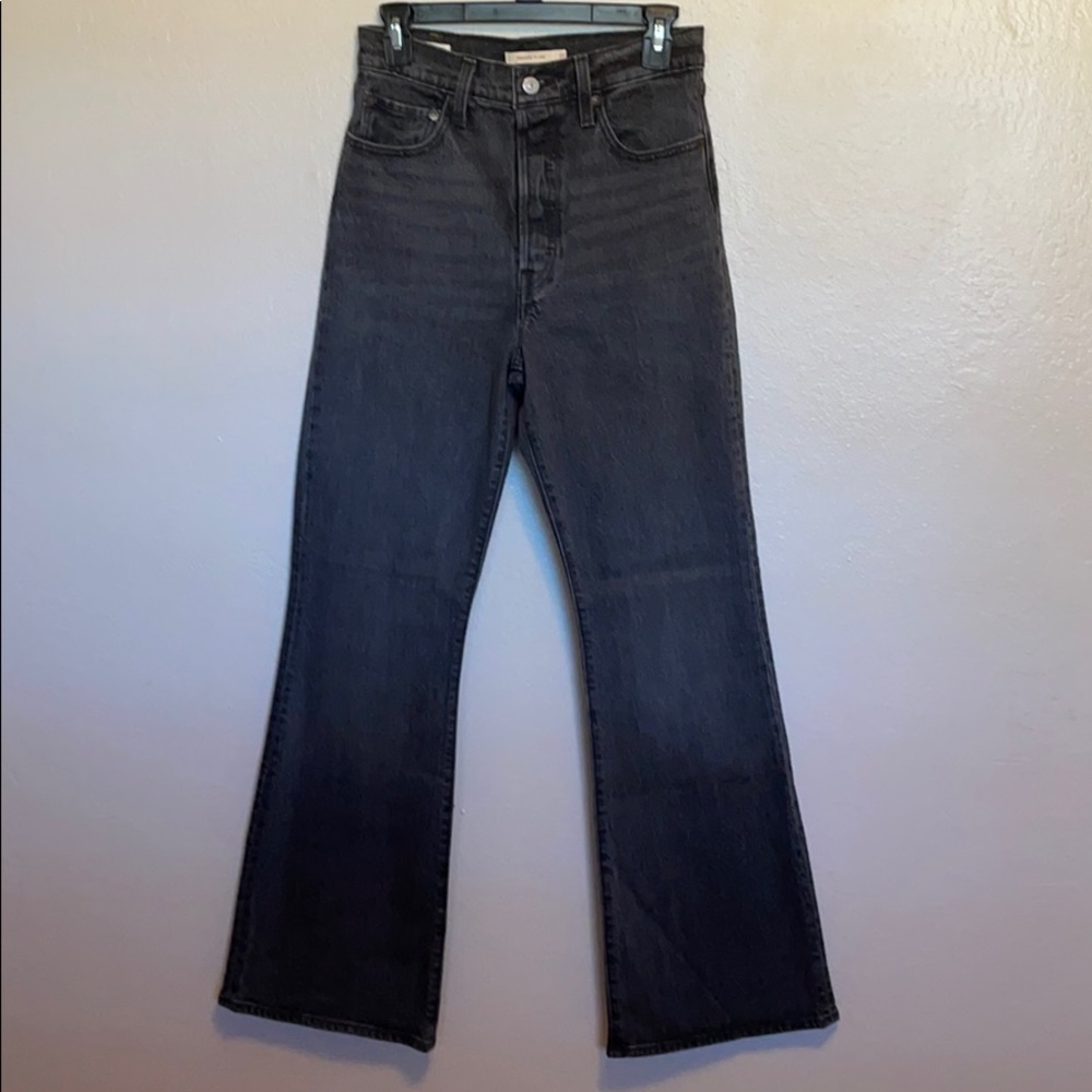 Size 27 Ribcage Levi’s